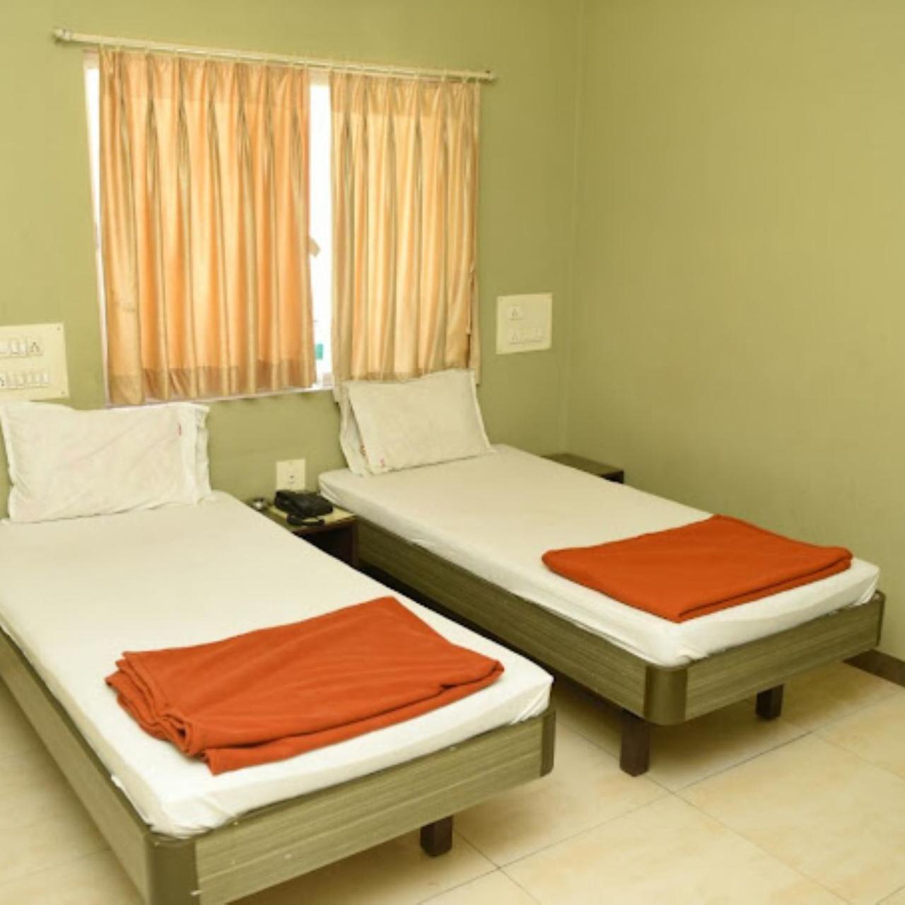 Hotel Anjali Palace Bhuj Eksteriør billede