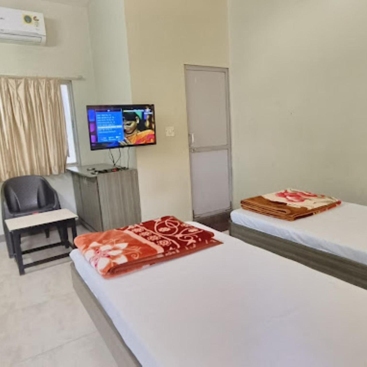 Hotel Anjali Palace Bhuj Eksteriør billede