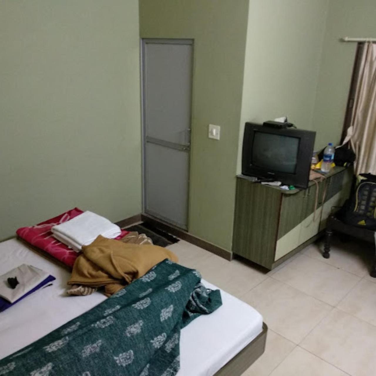 Hotel Anjali Palace Bhuj Eksteriør billede