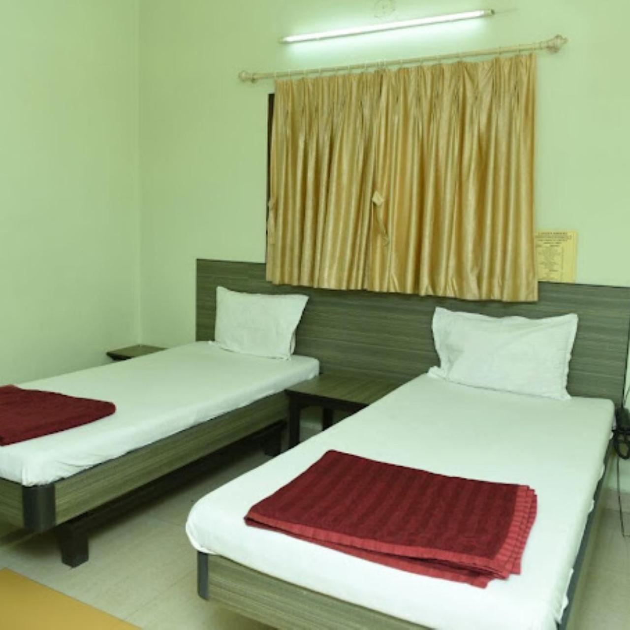 Hotel Anjali Palace Bhuj Eksteriør billede