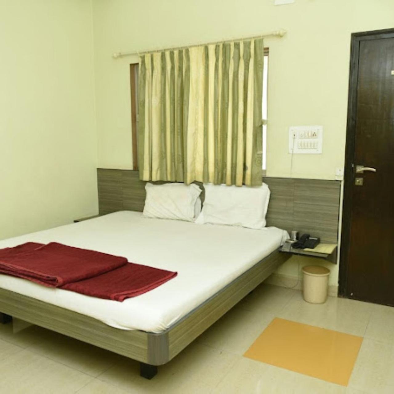 Hotel Anjali Palace Bhuj Eksteriør billede